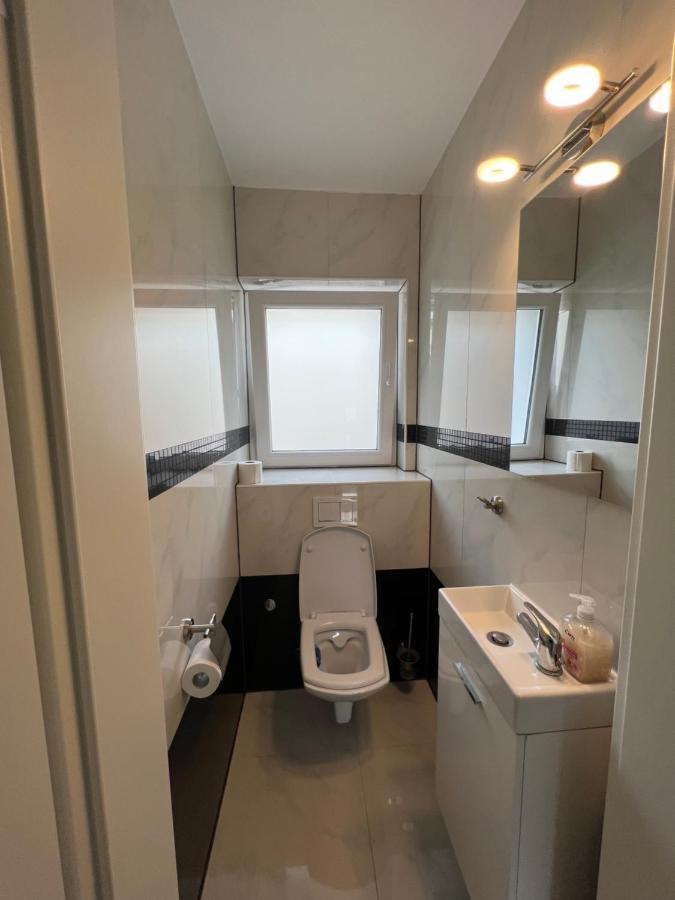 Wunderschoene Unterkunft Mit Terrasse - 24H7T Checkin Karlsruhe Ngoại thất bức ảnh